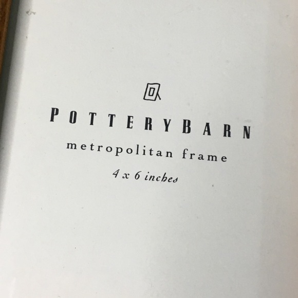 Potterybarn | 4x6 Metropolitan Wood Frame - Picture 5 of 7